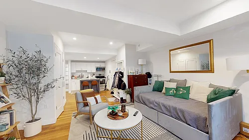 289 Beacon St #BF Photo 1