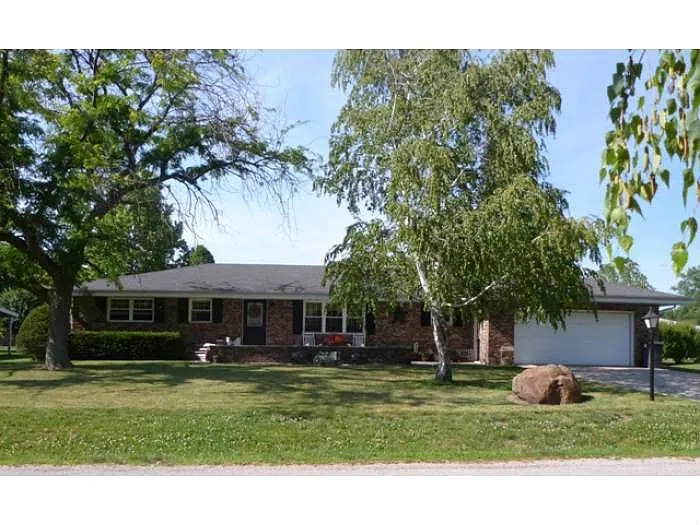 4 Harness Ln photo 1