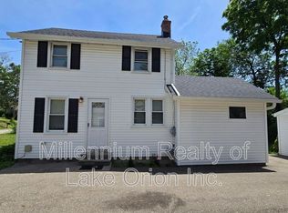 27 Sylvan, Pontiac, MI 48341