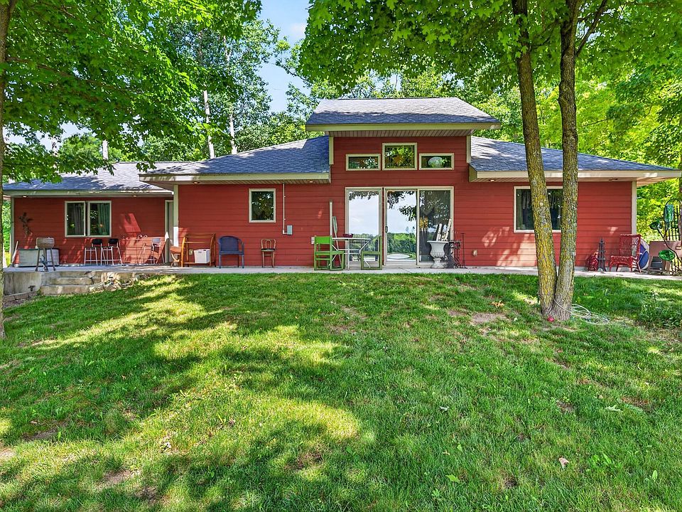1st image of 318 Wennenberg Shore Dr