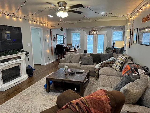 3 bed, 1779 sqft, $2,595 — Photo 3