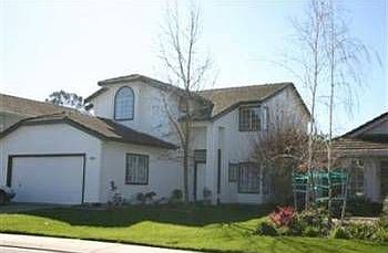 1st image of 1032 Lexington Way