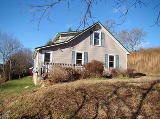 5105 Danville Pike, Hillsville, VA 24343