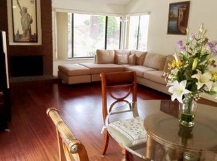 1080 Rocton Dr, Pasadena, CA 91107