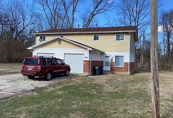 3rd image of 4933 Blueberry Ave