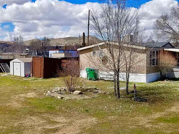 3rd image of 5495 Lupin Dr