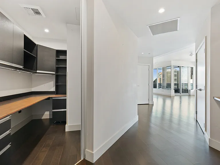 737 Olive Way #2600 — Photo 12