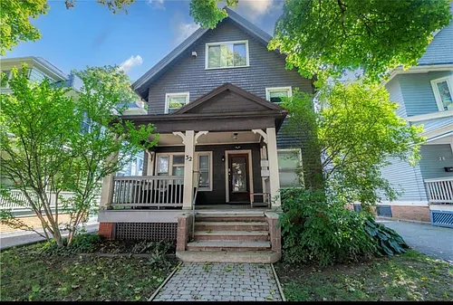 32 Cornell St #B Photo 1
