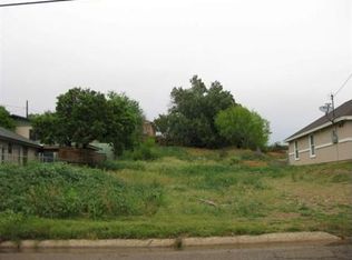 1004 E Gustavus St, Laredo, TX 78040