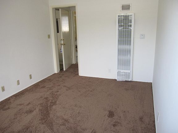 3rd image of 302 E Broadway #B