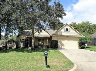 162 Lakeside Dr, Montgomery, TX 77356