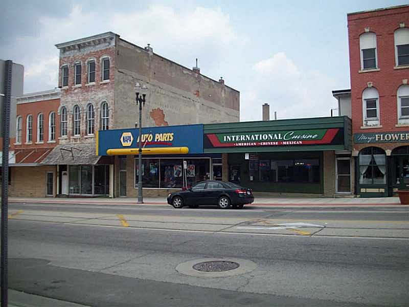 2nd image of 216 1st St E