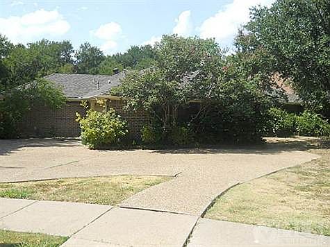 2nd image of 1316 Stonecreek Ct