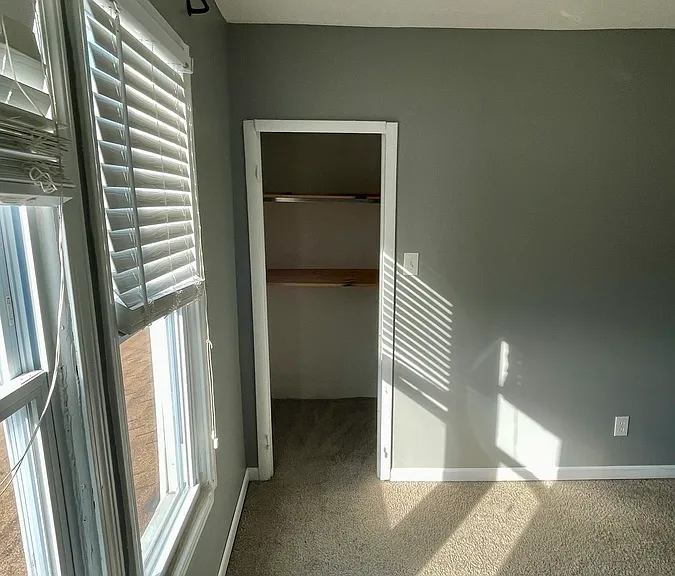1335 W 61st St #2 — Photo 12