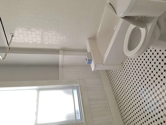 Rented by Compass | media 9