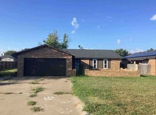 3903 Sides St, Plainview, TX 79072