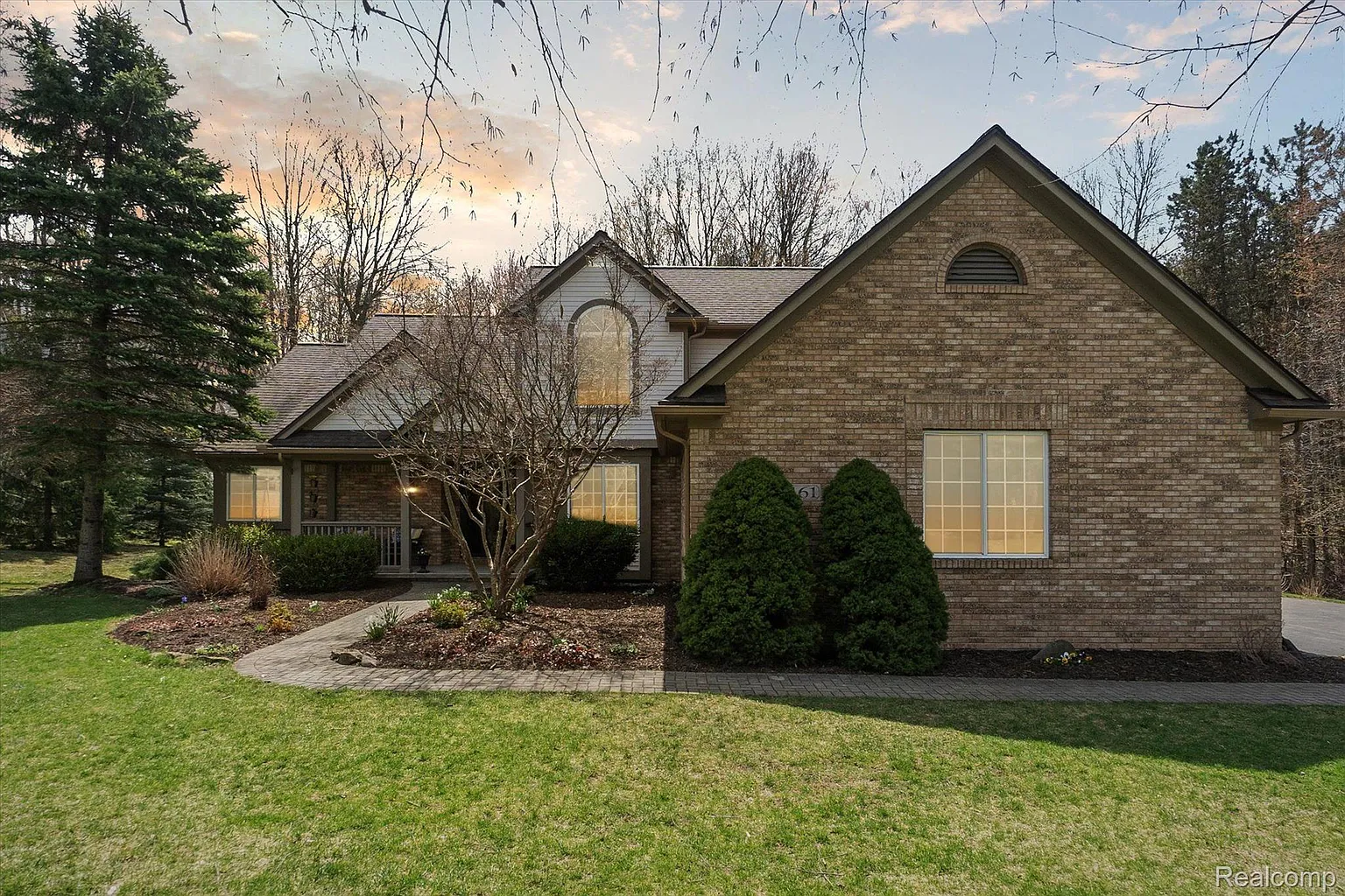 161 Howland Pines Dr photo 1