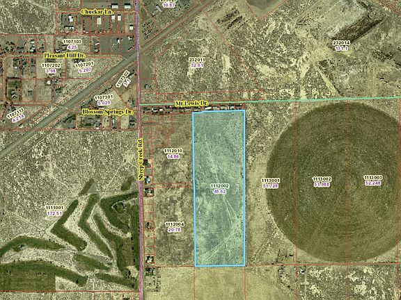 3rd image of 735 Bogey Dr