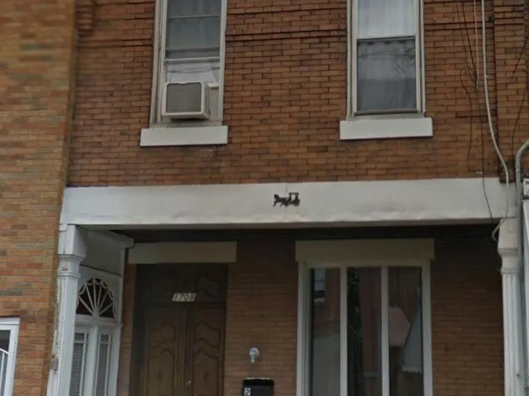 1708 Mifflin St #2 — Photo 15