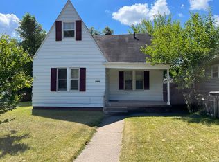 1346 Sorin St, South Bend, IN 46617
