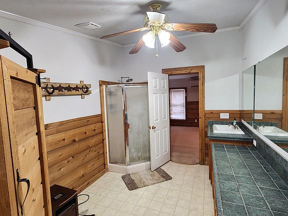 5th image of 215 County Road 303