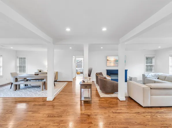 2705 11th Ave S APT 202, Birmingham, AL 35205