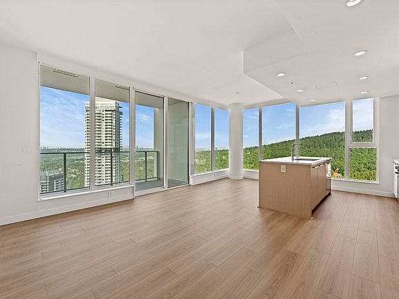 4th image of 567 Clarke Rd #2901