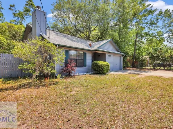 1407 Forest Lake Dr, Hinesville, GA 31313