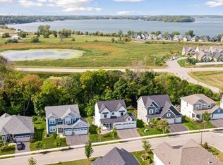107 Maple Ter, Waconia, MN 55387