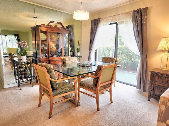 5th image of 5 Stratford Drive #5a