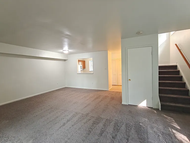 10 S Indian Valley Ct — Photo 4