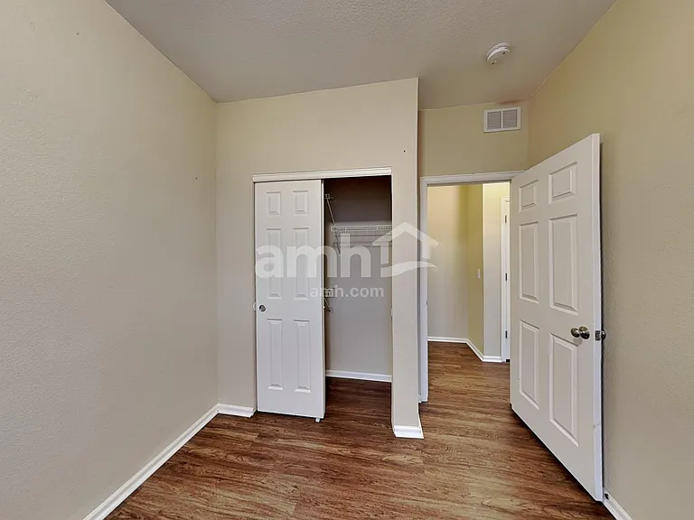 209 Homestead Way — Photo 16