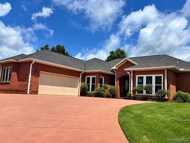 1st image of 420 White Oak Way