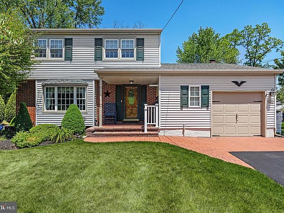 2nd image of 3315 Concord Dr