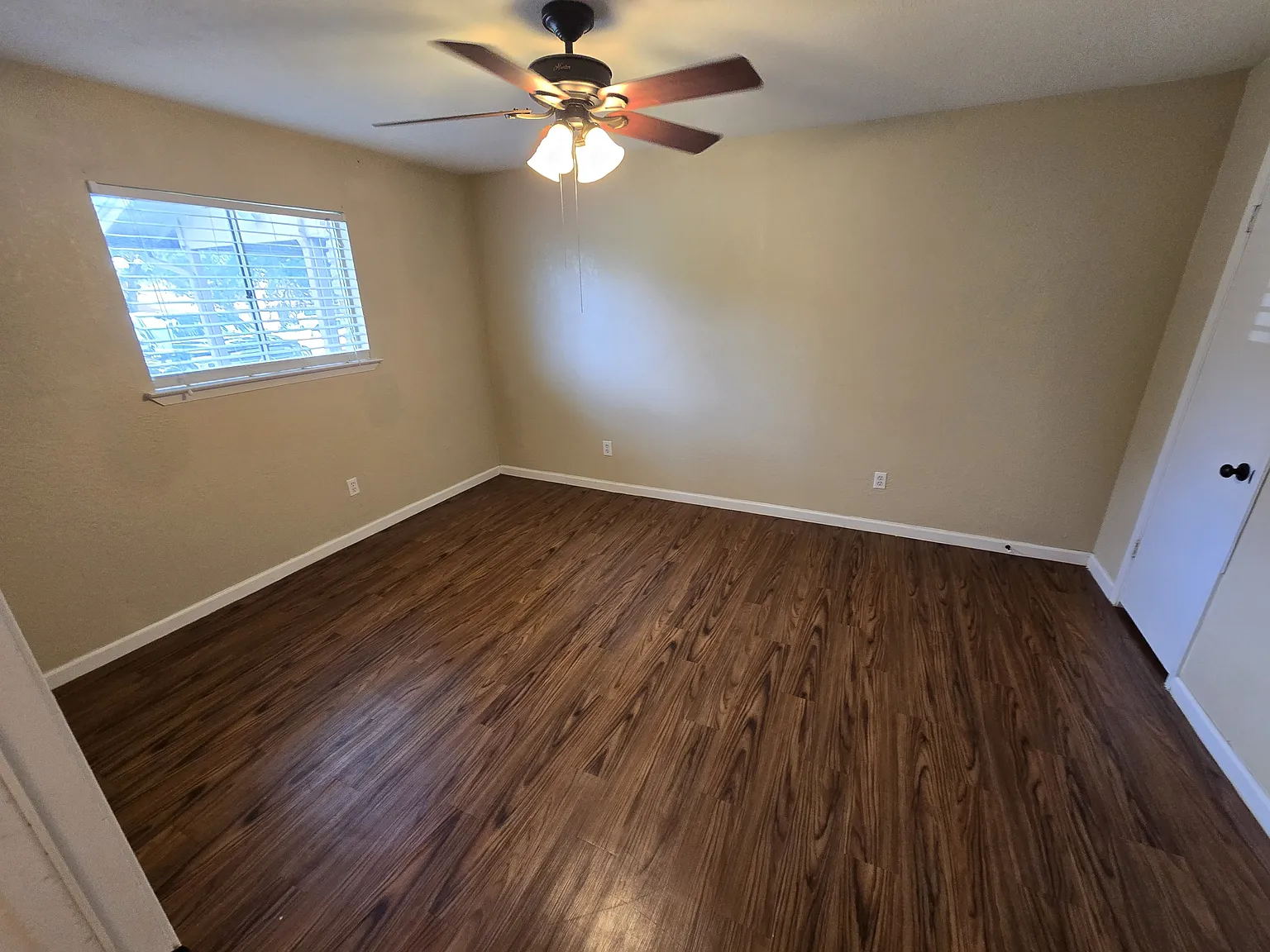 7102 Dan Jean Drive - B — Photo 4