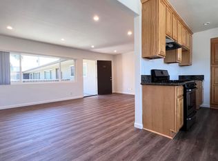 11111 Lexington Dr APT 14, Los Alamitos, CA 90720