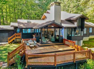 476 Najobe Point Rd, Clarksville, VA 23927