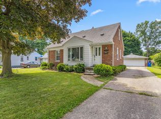 3148 Stolzenfeld Ave, Warren, MI 48091