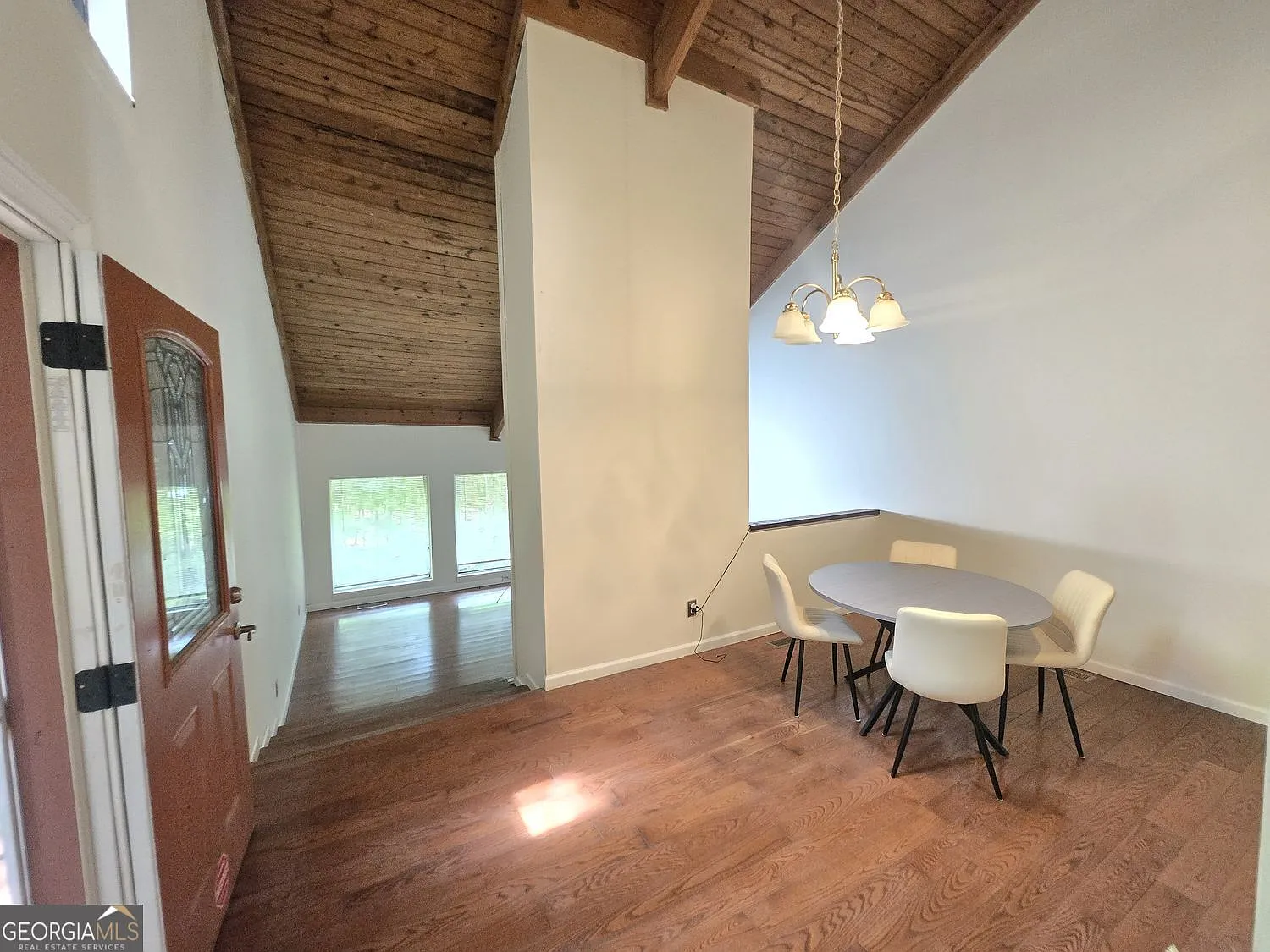 3 bed, 3.0 bath, 1752 sqft, $1,800 — Photo 4