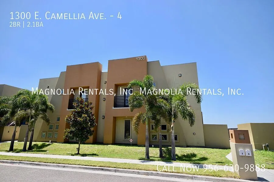 1300 E Camellia Ave #4