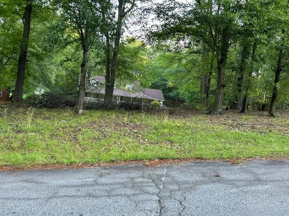 147 Sheppard Dr, Newnan, GA 30263