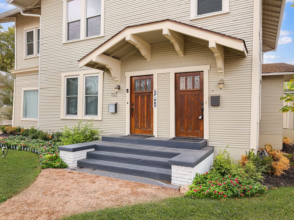 1st image of 132 Perry Ct #2