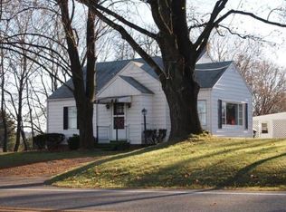 9518 State Route 212 NE, Bolivar, OH 44612