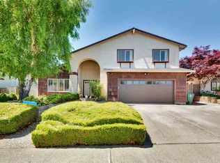 376 Violet Rd, Hercules, CA 94547