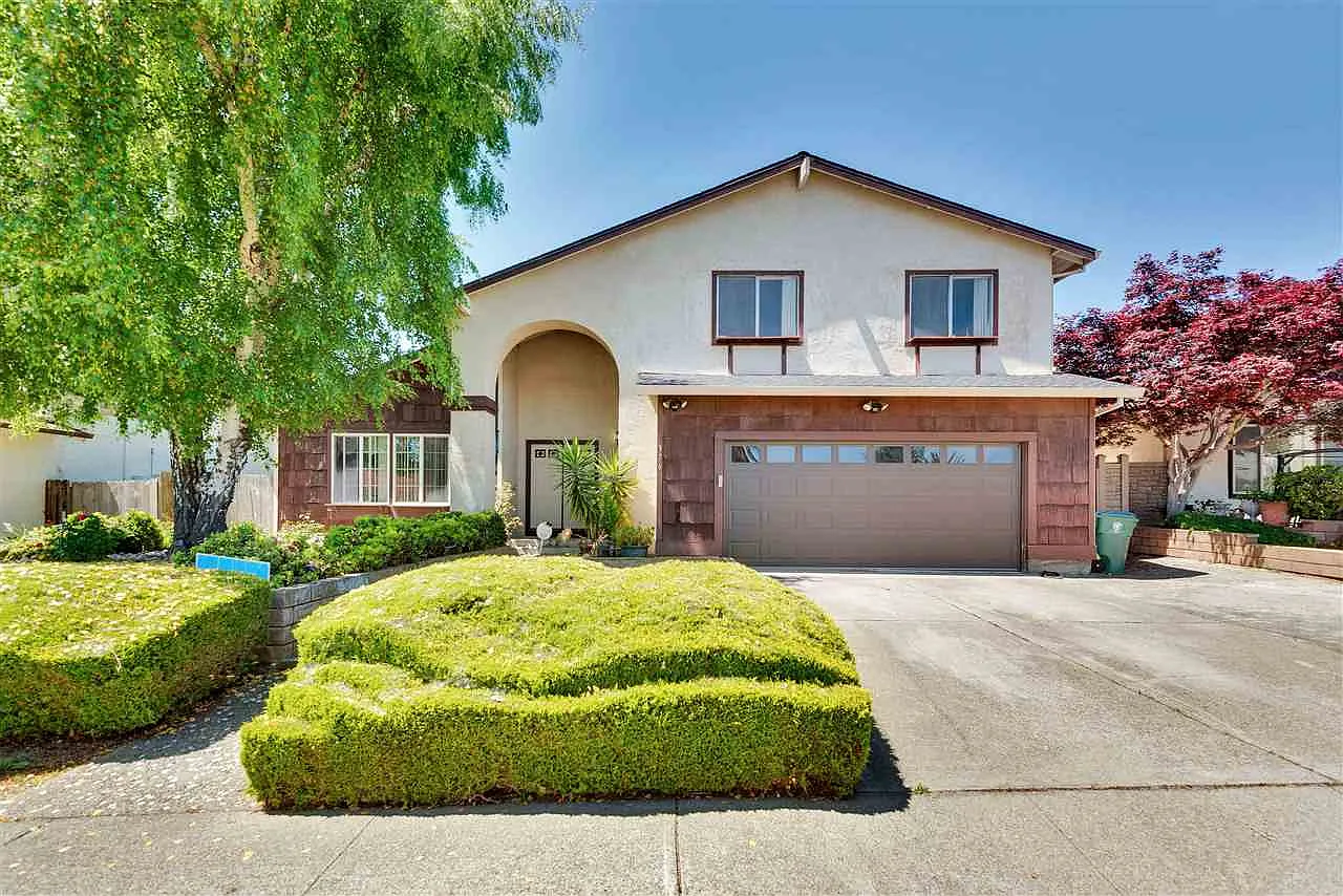376 Violet Rd photo 1