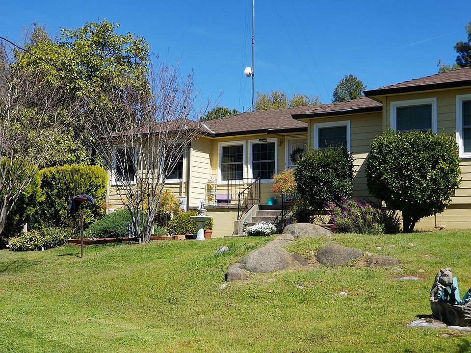 1st image of 9535 Castle Ln