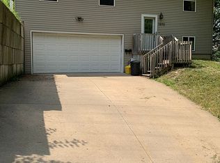 1895 Wood St, Dubuque, IA 52001