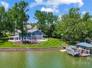 17929 New Mark Ave, Charlotte, NC 28278