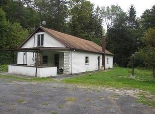 23 Power Line Dr, Mill Hall, PA 17751