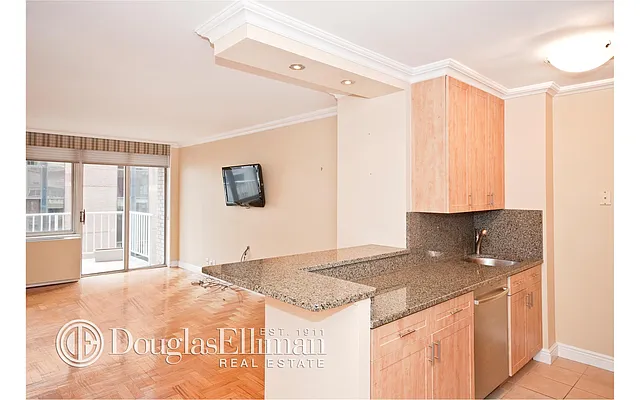 Rented by Douglas Elliman | media 2